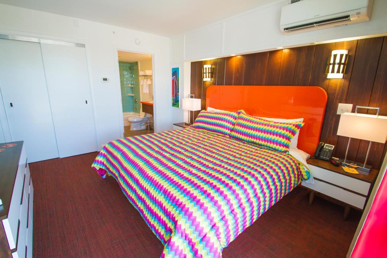 Mother Earth Motor Lodge كينستون المظهر الخارجي الصورة